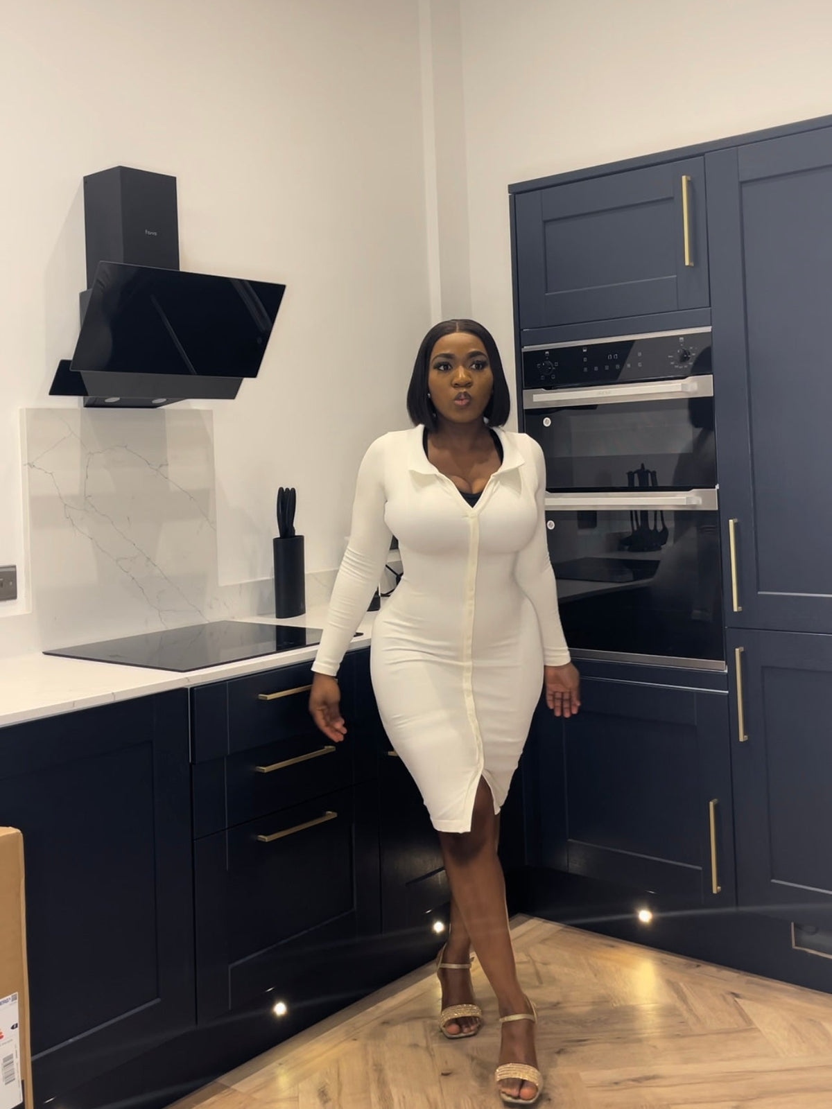 Buttoned collar shaper dress
